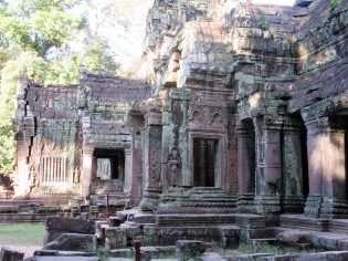 Entrée de Ta Phrom, Angkor, Cambodge