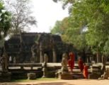 Arrivée à Ta Phrom, Angkor, Cambodge