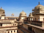 Vue des toits du Jahangir Mahal, Orchha, Inde